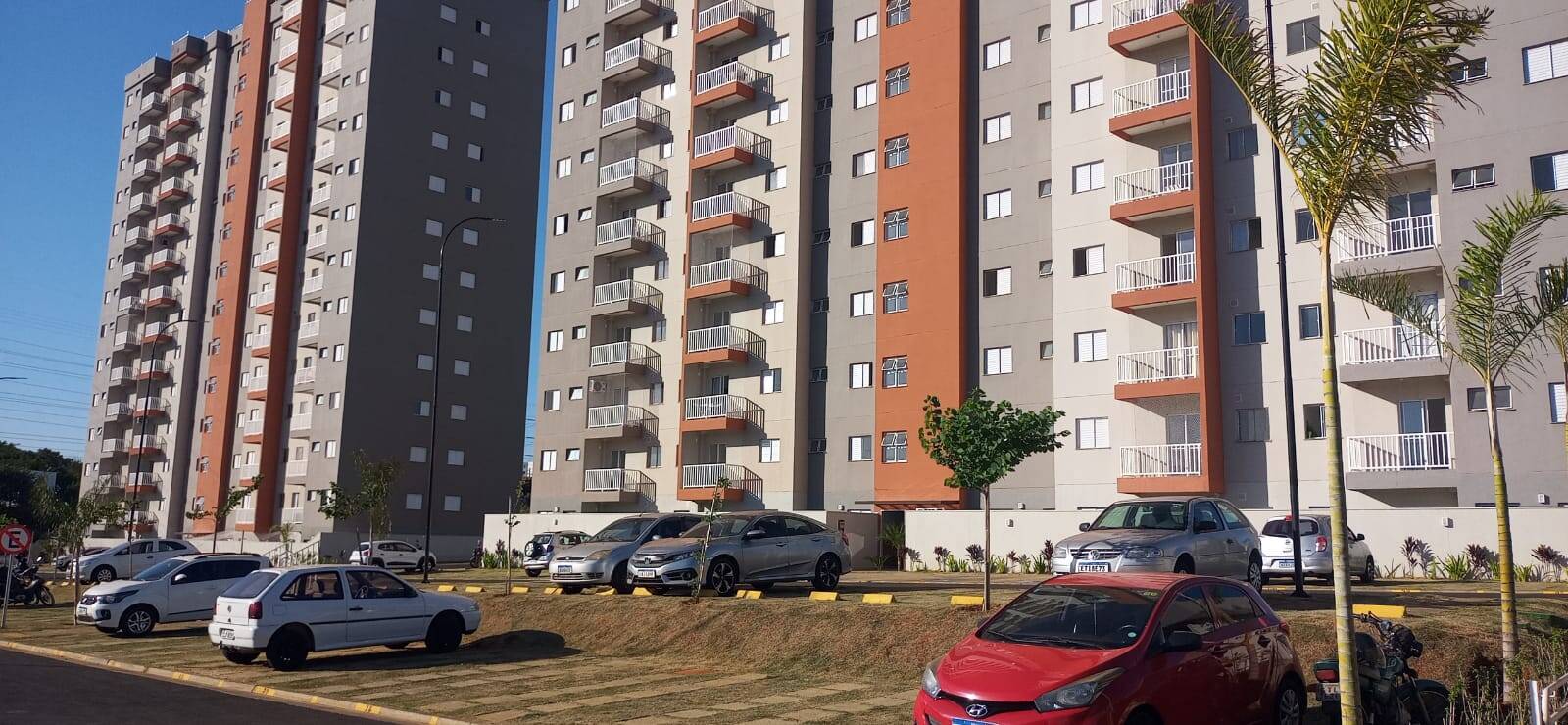 #Ap2045 - Apartamento para Locação em Araraquara - SP